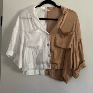 Loose shirt sleeve crop top